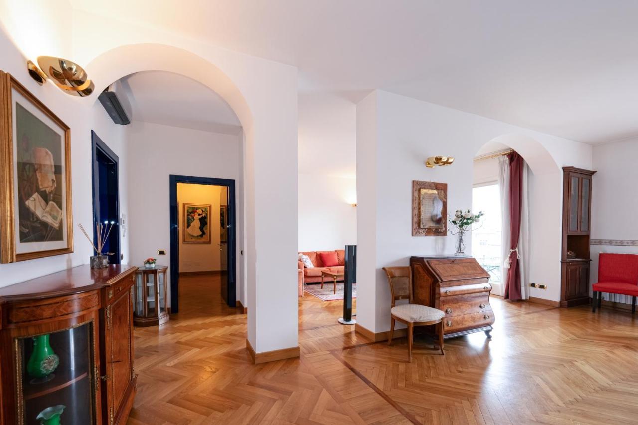 Como City View Apartment Exteriör bild