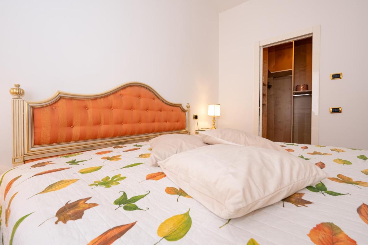 Como City View Apartment Exteriör bild
